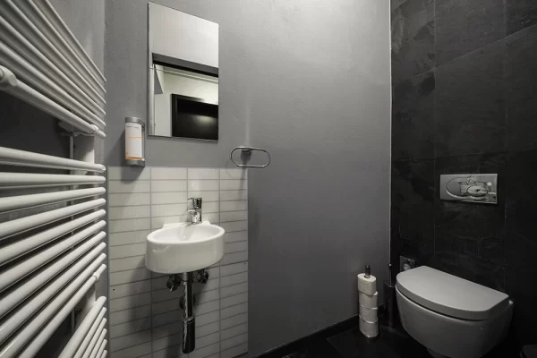 noir-hotel-praha-ubytovani-levne-interier-koupelna